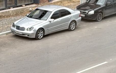 Mercedes-Benz C-Класс, 2004 год, 599 000 рублей, 6 фотография