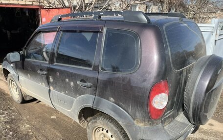 Chevrolet Niva I рестайлинг, 2010 год, 210 000 рублей, 8 фотография