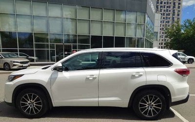 Toyota Highlander III, 2016 год, 5 000 000 рублей, 1 фотография