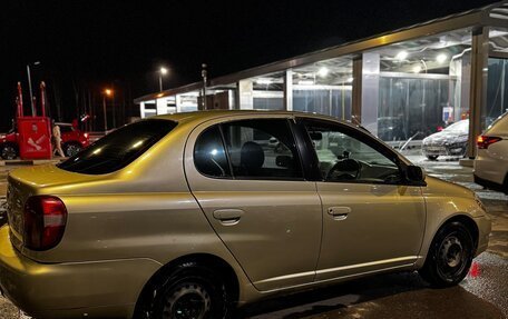 Toyota Platz, 2001 год, 350 000 рублей, 6 фотография