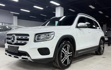 Mercedes-Benz GLB, 2021 год, 2 500 000 рублей, 2 фотография