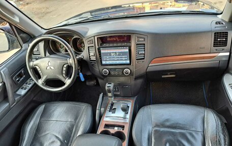 Mitsubishi Pajero IV, 2008 год, 1 350 000 рублей, 21 фотография