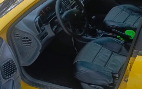 Renault Laguna II, 1996 год, 105 000 рублей, 17 фотография