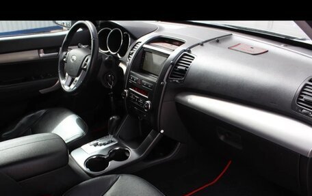 KIA Sorento II рестайлинг, 2011 год, 1 500 000 рублей, 12 фотография