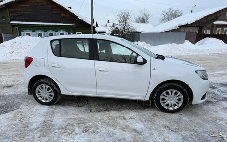 Renault Sandero II рестайлинг, 2017 год, 770 000 рублей, 4 фотография