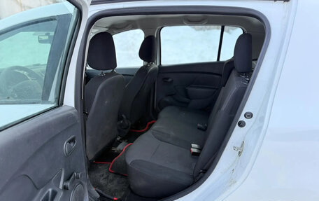 Renault Sandero II рестайлинг, 2017 год, 770 000 рублей, 10 фотография