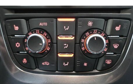 Opel Astra J, 2014 год, 920 000 рублей, 11 фотография