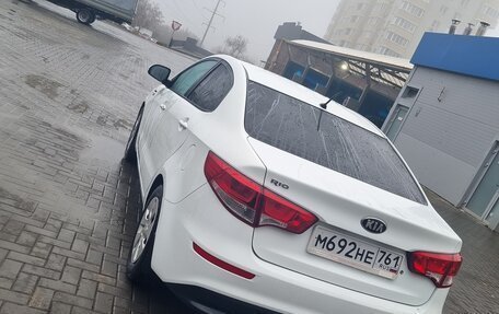 KIA Rio III рестайлинг, 2016 год, 780 000 рублей, 4 фотография