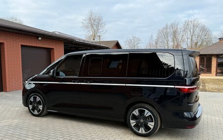 Volkswagen Multivan, 2024 год, 9 800 000 рублей, 12 фотография