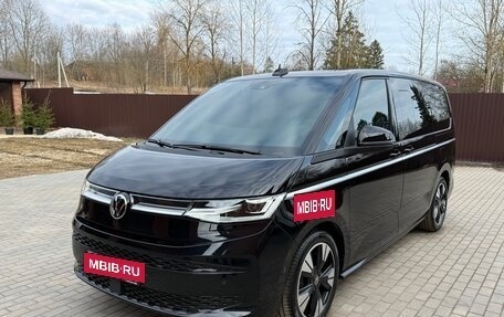 Volkswagen Multivan, 2024 год, 9 800 000 рублей, 2 фотография
