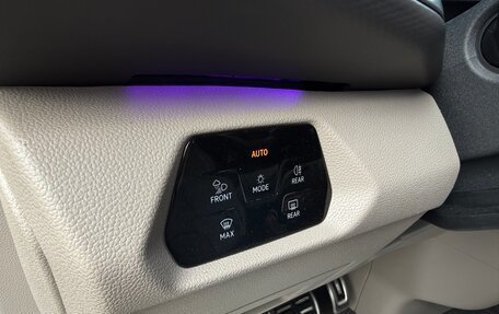 Volkswagen Multivan, 2024 год, 9 800 000 рублей, 16 фотография