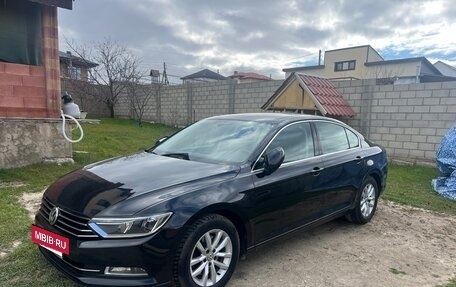 Volkswagen Passat B8 рестайлинг, 2017 год, 1 800 000 рублей, 2 фотография