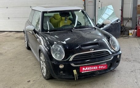 MINI Hatch, 2006 год, 800 000 рублей, 5 фотография