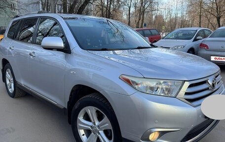 Toyota Highlander III, 2013 год, 2 750 000 рублей, 10 фотография