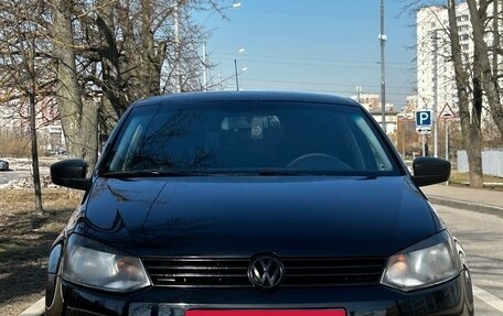 Volkswagen Polo VI (EU Market), 2011 год, 620 000 рублей, 2 фотография