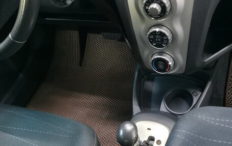 Toyota Yaris III рестайлинг, 2008 год, 720 000 рублей, 6 фотография