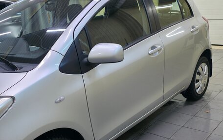 Toyota Yaris III рестайлинг, 2008 год, 720 000 рублей, 15 фотография