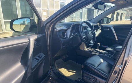 Toyota RAV4, 2013 год, 1 870 000 рублей, 6 фотография