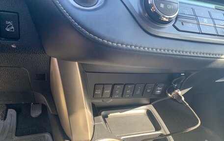 Toyota RAV4, 2013 год, 1 870 000 рублей, 8 фотография