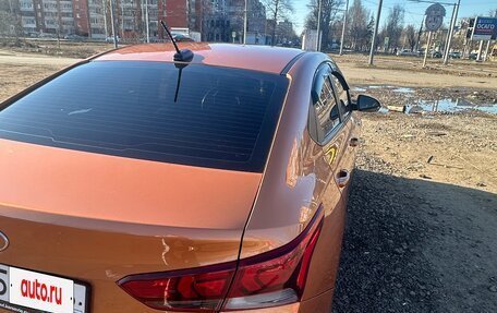 Hyundai Solaris II рестайлинг, 2018 год, 1 049 000 рублей, 10 фотография