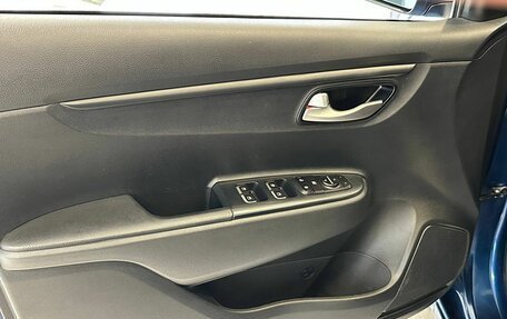 KIA Rio IV, 2021 год, 1 875 000 рублей, 10 фотография