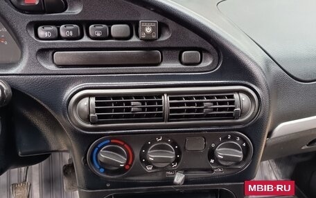 Chevrolet Niva I рестайлинг, 2015 год, 574 000 рублей, 15 фотография