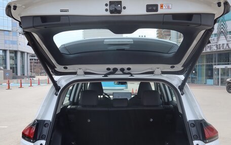 Toyota RAV4, 2025 год, 4 850 000 рублей, 7 фотография