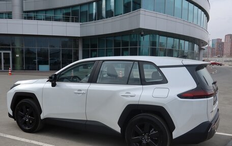 Toyota RAV4, 2025 год, 4 850 000 рублей, 3 фотография