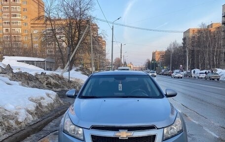 Chevrolet Cruze II, 2011 год, 623 000 рублей, 3 фотография