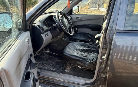 Mitsubishi L200 IV рестайлинг, 2010 год, 950 000 рублей, 11 фотография