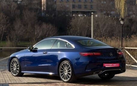 Mercedes-Benz E-Класс, 2020 год, 5 450 000 рублей, 6 фотография