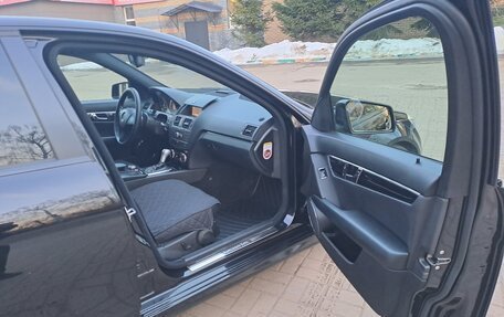 Mercedes-Benz C-Класс, 2010 год, 1 200 000 рублей, 10 фотография