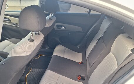 Chevrolet Cruze II, 2012 год, 600 000 рублей, 13 фотография