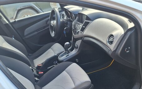 Chevrolet Cruze II, 2012 год, 600 000 рублей, 12 фотография