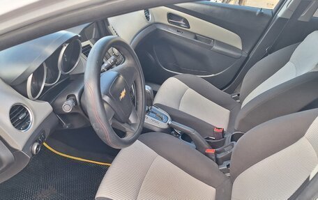 Chevrolet Cruze II, 2012 год, 600 000 рублей, 11 фотография