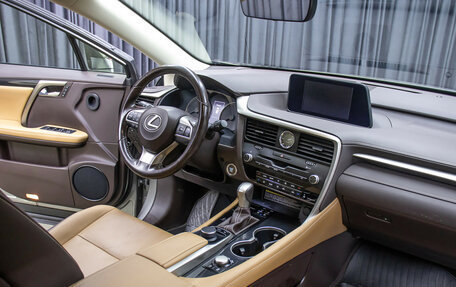 Lexus RX IV рестайлинг, 2016 год, 3 798 000 рублей, 11 фотография