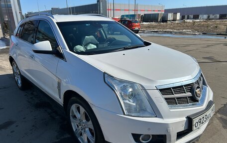 Cadillac SRX II рестайлинг, 2011 год, 1 200 000 рублей, 2 фотография