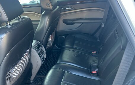 Cadillac SRX II рестайлинг, 2011 год, 1 200 000 рублей, 13 фотография