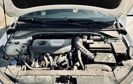 Hyundai Elantra VI рестайлинг, 2019 год, 1 850 000 рублей, 8 фотография