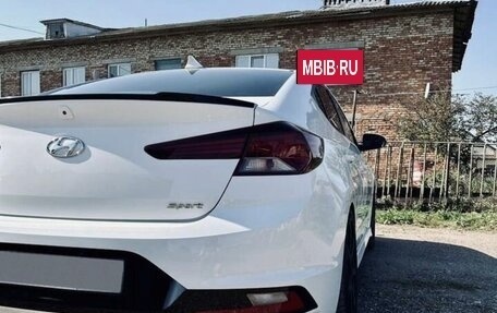 Hyundai Elantra VI рестайлинг, 2019 год, 1 850 000 рублей, 7 фотография