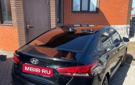 Hyundai Solaris II рестайлинг, 2020 год, 1 700 000 рублей, 5 фотография