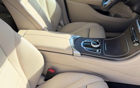 Mercedes-Benz GLC Coupe, 2018 год, 3 950 000 рублей, 4 фотография