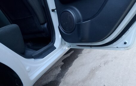 KIA Soul I рестайлинг, 2009 год, 1 000 000 рублей, 23 фотография