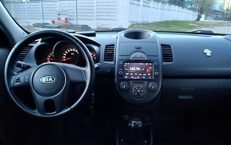 KIA Soul I рестайлинг, 2009 год, 1 000 000 рублей, 30 фотография