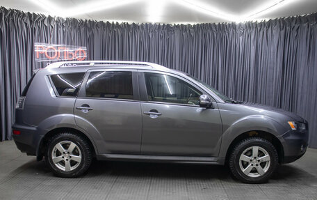 Mitsubishi Outlander III рестайлинг 3, 2010 год, 1 198 000 рублей, 4 фотография