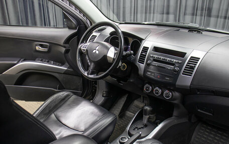 Mitsubishi Outlander III рестайлинг 3, 2010 год, 1 198 000 рублей, 11 фотография