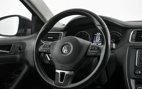 Volkswagen Jetta VI, 2014 год, 1 345 000 рублей, 15 фотография
