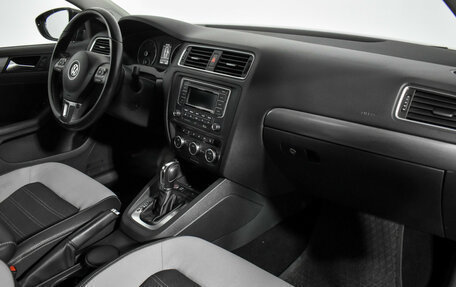 Volkswagen Jetta VI, 2014 год, 1 345 000 рублей, 14 фотография