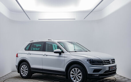 Volkswagen Tiguan II, 2017 год, 3 070 000 рублей, 3 фотография