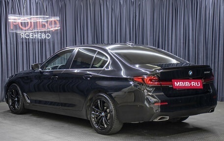 BMW 5 серия, 2021 год, 2 849 000 рублей, 7 фотография